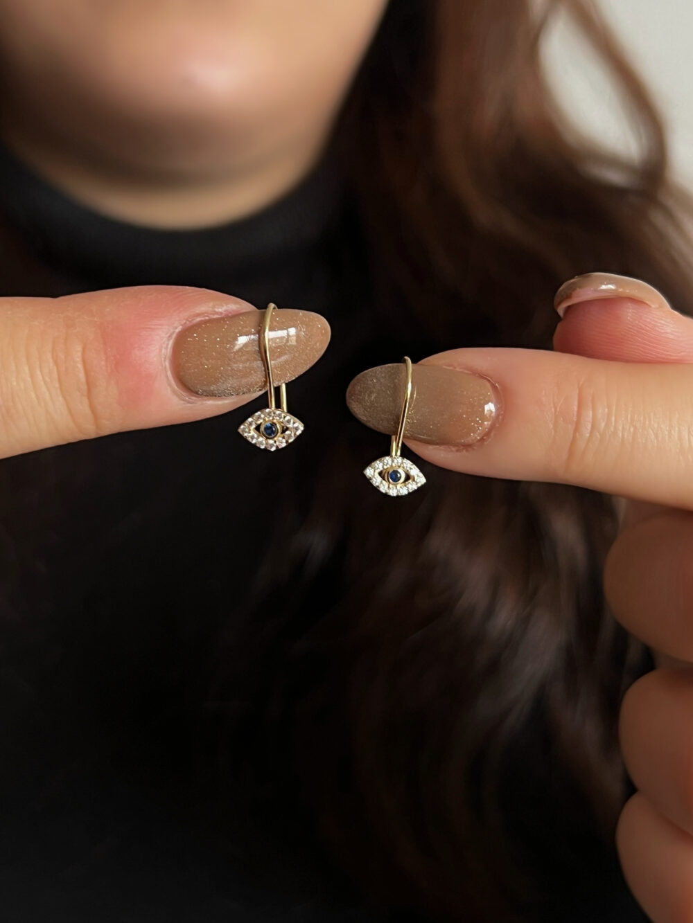 Mini Taşlı Göz Küpe