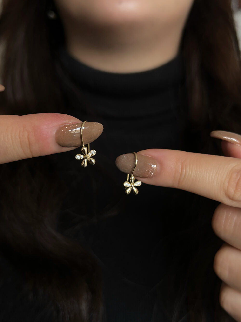 Mini Taşlı Papatya Küpe